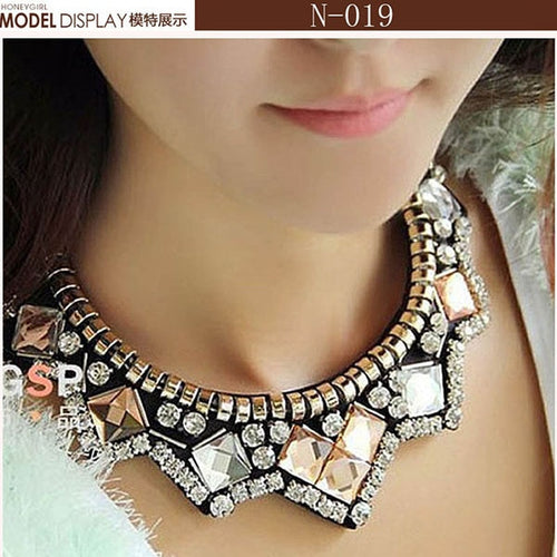 Load image into Gallery viewer, Fashionable Statement Choker Necklace